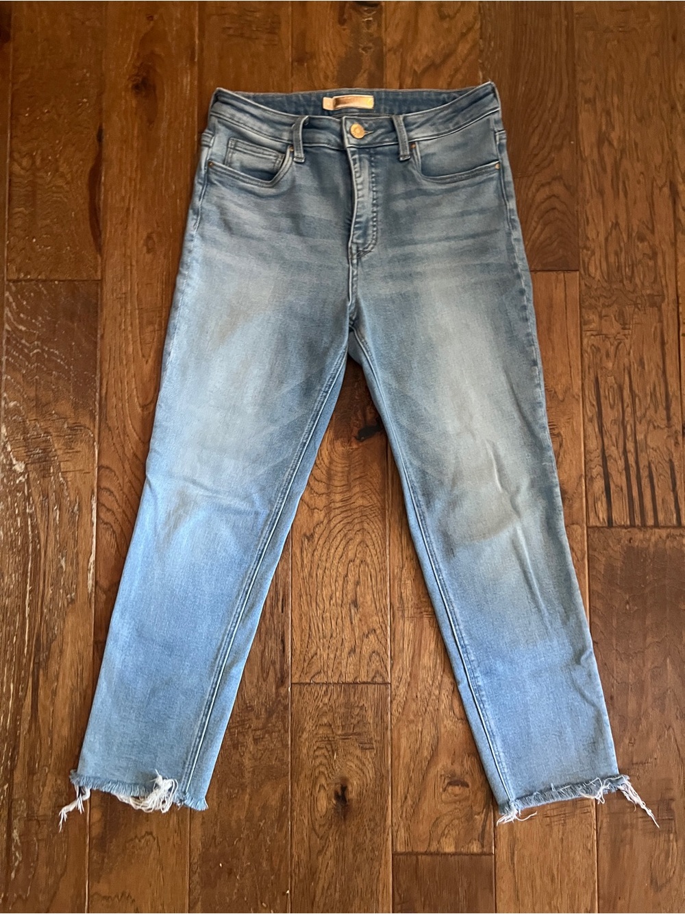 Light Blue Women’s Slim Crop Jeans